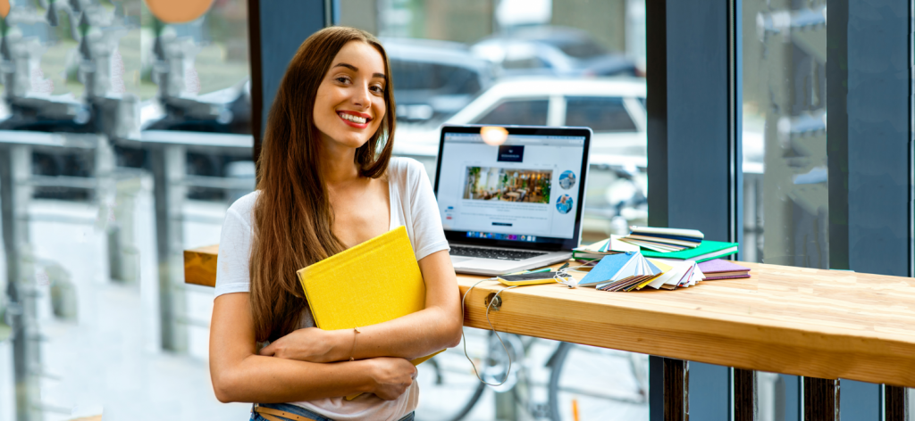 girl and laptop