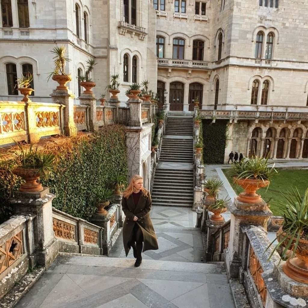 Teach English in Naples