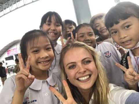 teach english