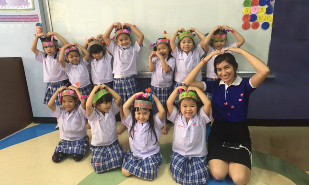 TEFL teacher. tefl classroom