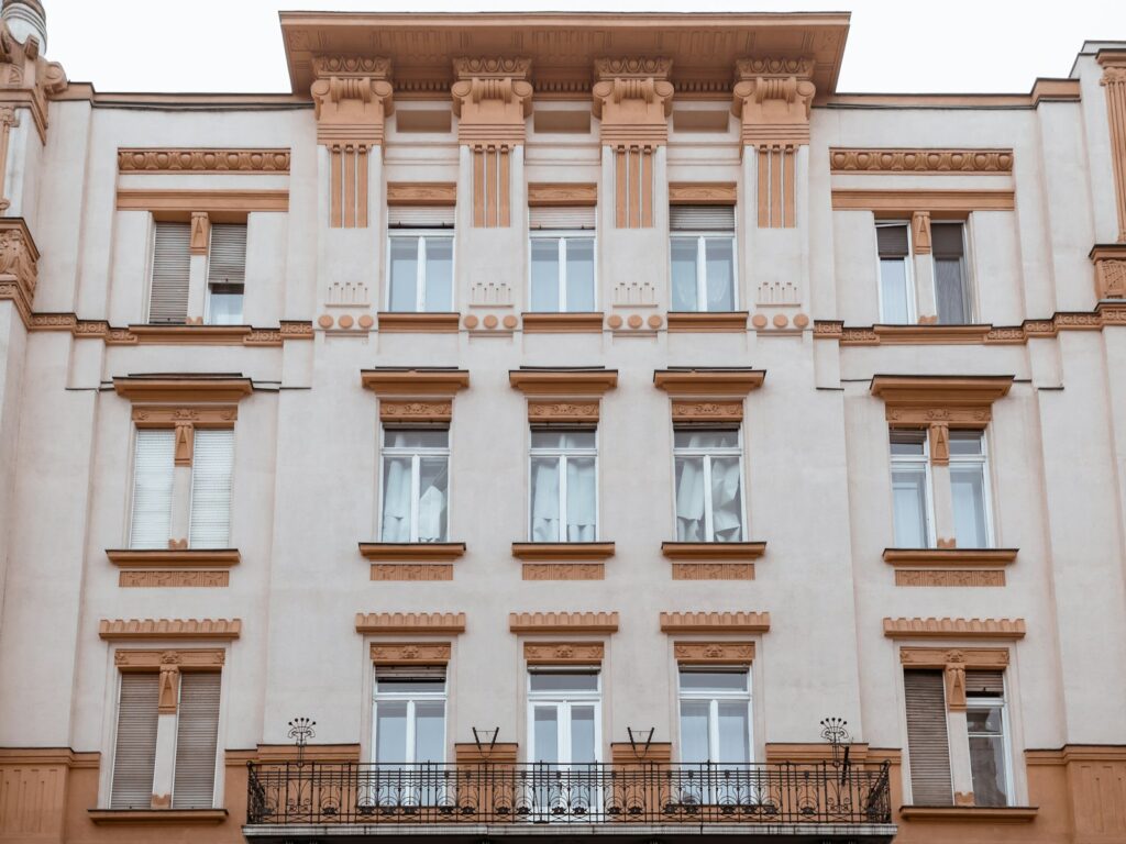 Budapest apartment block with balconies, the main monthly cost on a Hungarian teaching salary