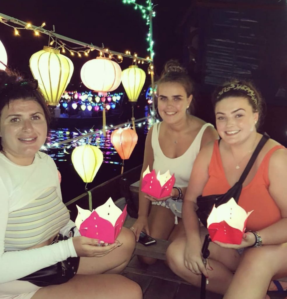tefl-teacher-travelling-lantern-experience-vietnam