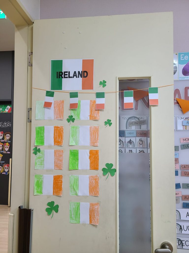 Irish TEFL teacher Gráinne classroom in South Korea