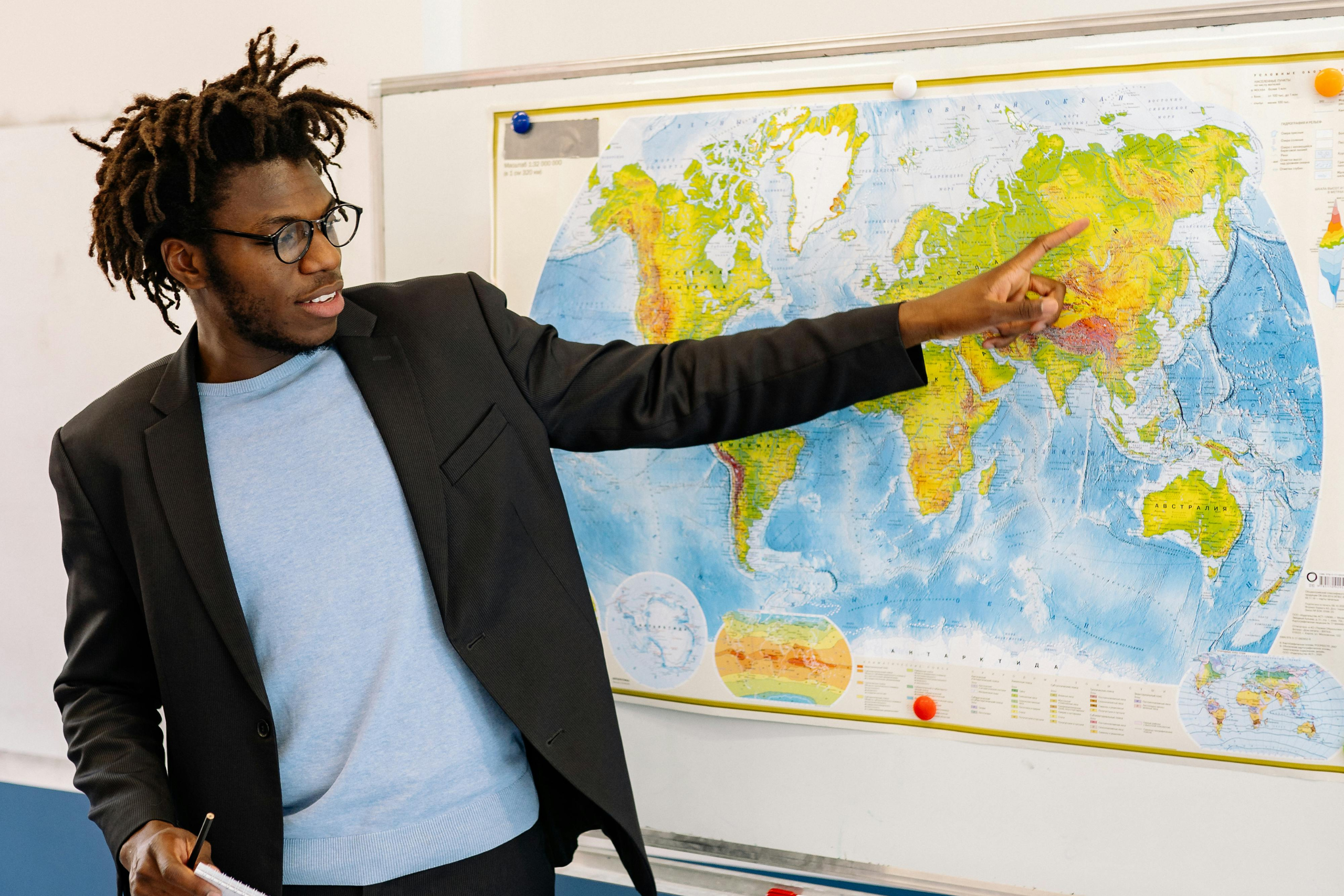 Online vs Abroad Teaching