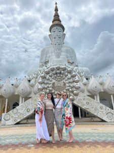 Group of TEFL teachers visiting a temple in Thailand during their teach abroad programme after completing TEFL.ie training