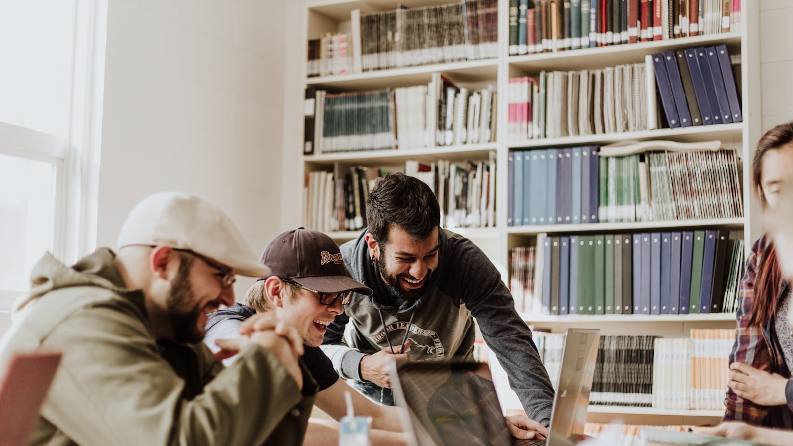TEFL Courses in Ireland: How to Compare Your Options